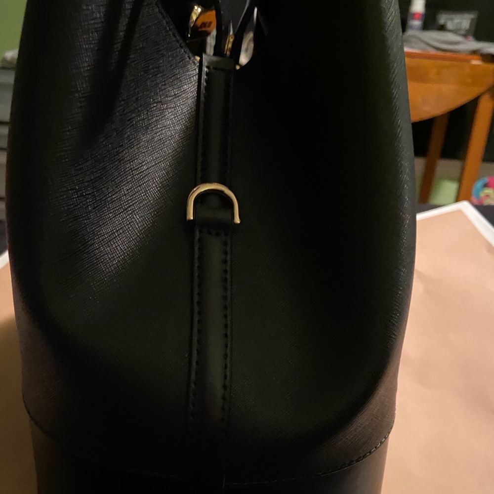 Michael Kors Set - Picture 2 of 5